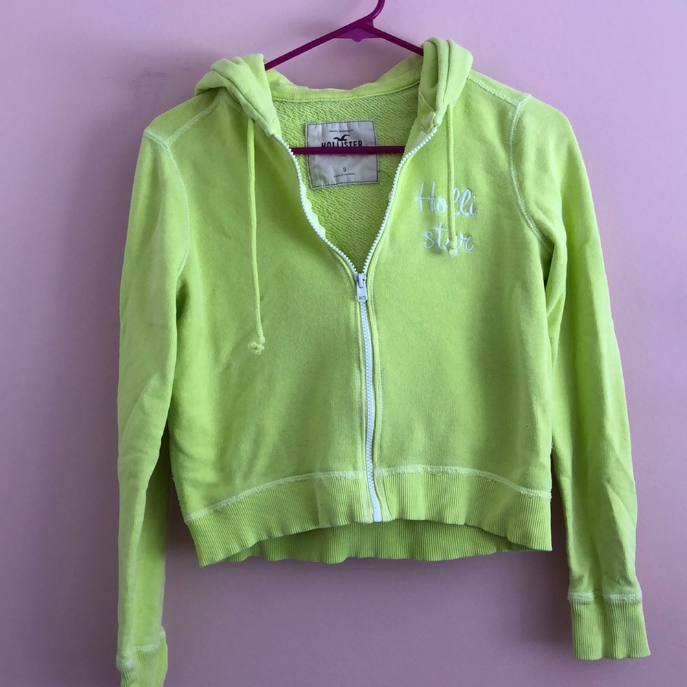 cropped Hollister hoodie